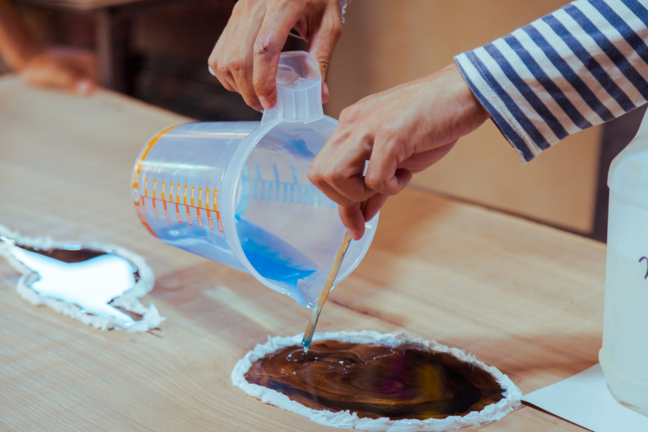 Troubleshooting Common Resin Problems: Preventing Bubbles, Cracks, and Discoloration